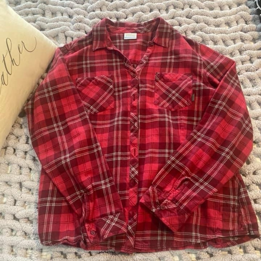 Columbia woman’s XL button up